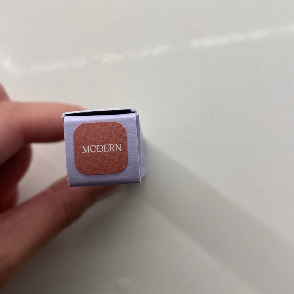 Saie Lip Blur Lipstick in Modern